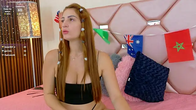 Juliia cruz  online show from June 28, 12:23 pm