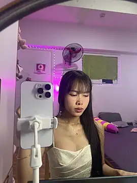 Lov3lily online show from June 7, 3:52 pm