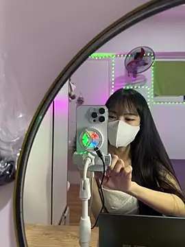 Lov3lily online show from June 11, 1:41 pm