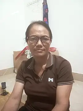 Vieekee online show from August 2, 10:24 pm
