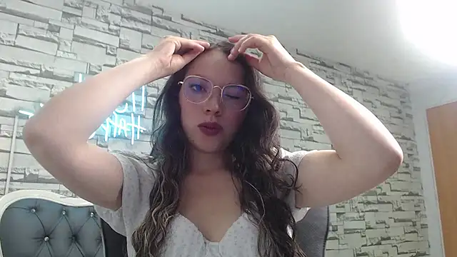 ashley rivera a online show from May 15, 1:14 pm
