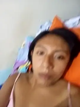 gatita2212 online show from May 28, 8:51 pm