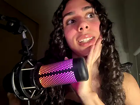 marquezaaa online show from May 27, 11:46 pm