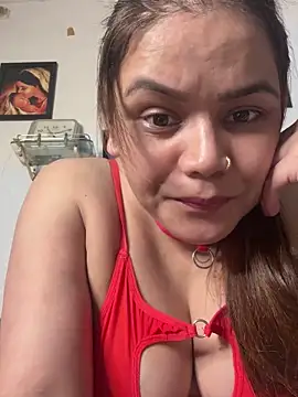 Leena singh1 online show from May 16, 5:32 am