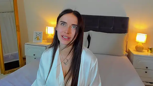 KellyWhites online show from June 20, 5:44 am
