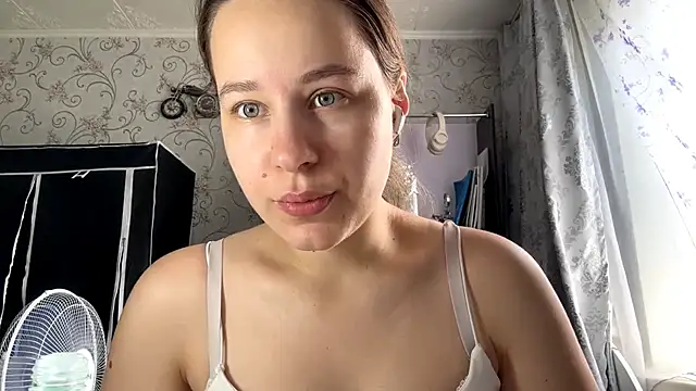 KathyrnEdmison online show from June 1, 5:09 am