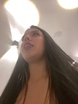 Megan pink18 online show from June 17, 5:42 am