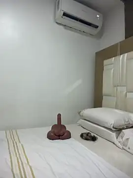 emily-Hornyy online show from June 20, 5:11 am