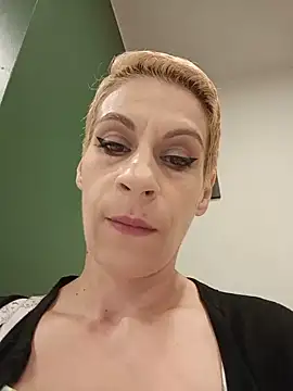 KittyDesiree online show from July 2, 8:09 am