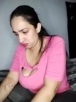 Pamela sa online show from July 12, 11:27 pm