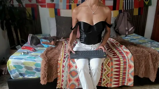 Evaa campbell online show from July 12, 1:12 pm