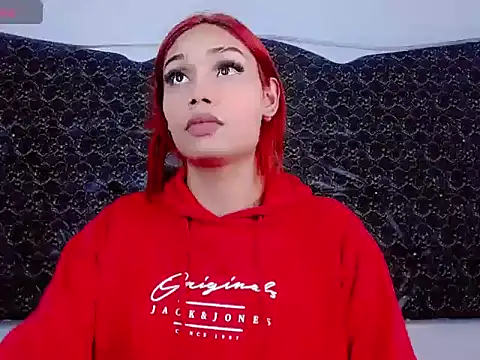 salome-guzman06 online show from May 25, 7:24 pm