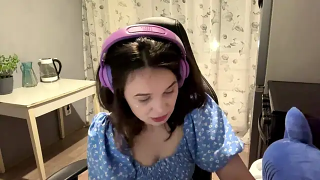 Stasiabk online show from June 13, 6:27 pm