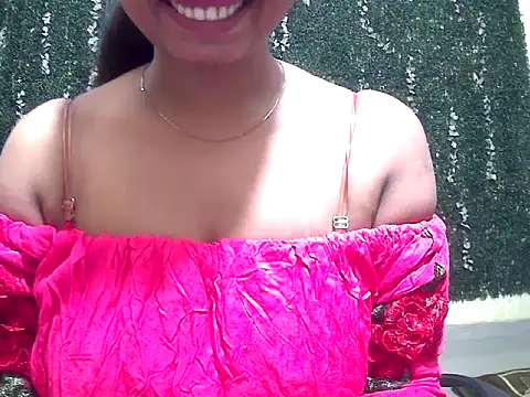 shallykaur online show from June 22, 4:09 am