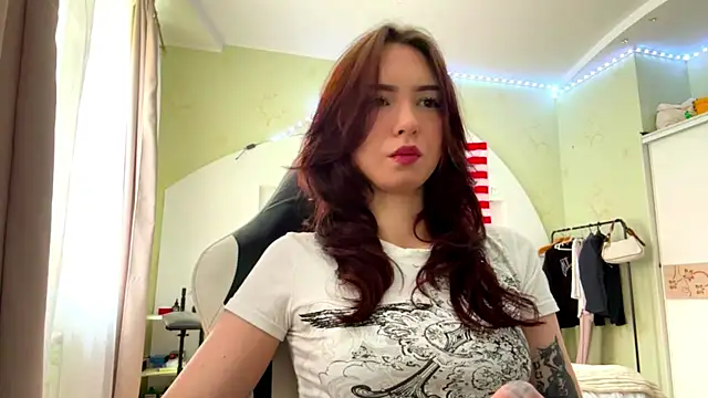 Snapshot of MellisaReckard chatting on June 6, 12:44 pm MellisaReckard online show from June 6, 12:44 pm