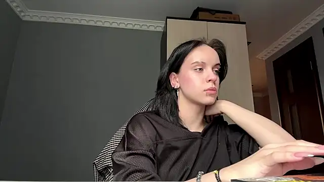 illiebilish online show from May 17, 10:14 am