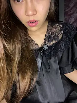 Victoria Bella online show from June 24, 3:33 pm