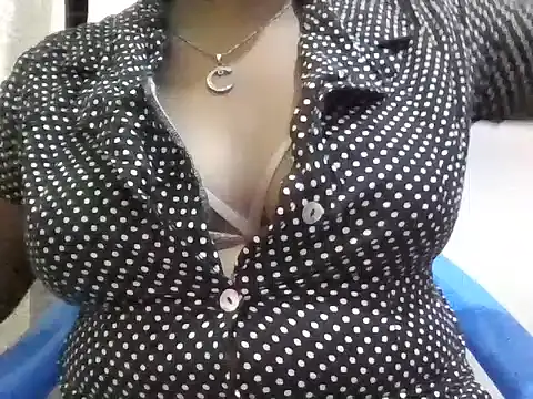 savage bebes online show from July 23, 10:23 am