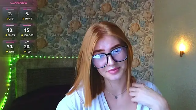 Juli Ginger online show from July 14, 2:44 pm