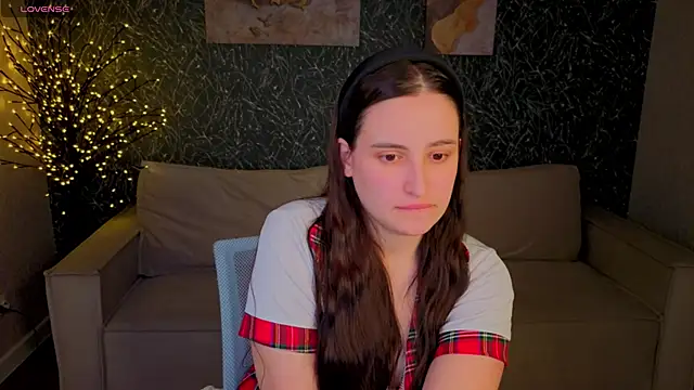 Elizabet Colllins online show from June 9, 12:54 am