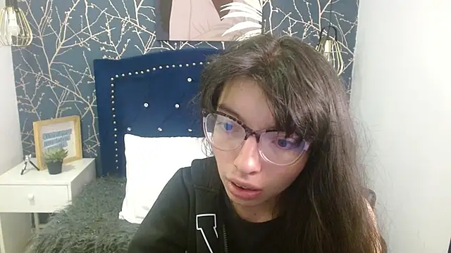 Allyshon  online show from May 25, 7:57 pm
