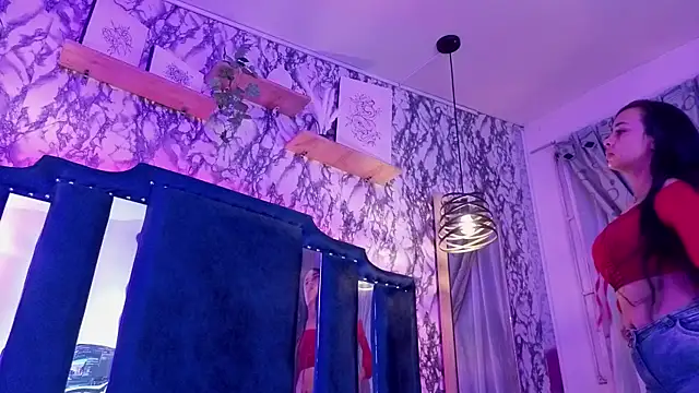 Queen Nyxx online show from June 24, 2:21 am