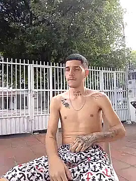 boy max latin online show from July 16, 12:32 pm