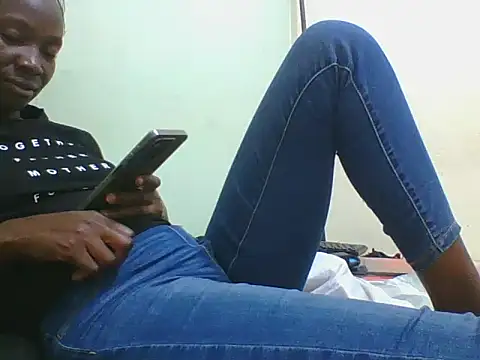 Ebonydonnah online show from May 29, 10:19 pm
