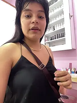 Samantha Torrez1 online show from May 27, 3:42 pm