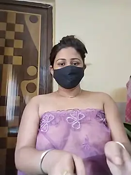 sreyashidas505 online show from May 23, 7:39 am