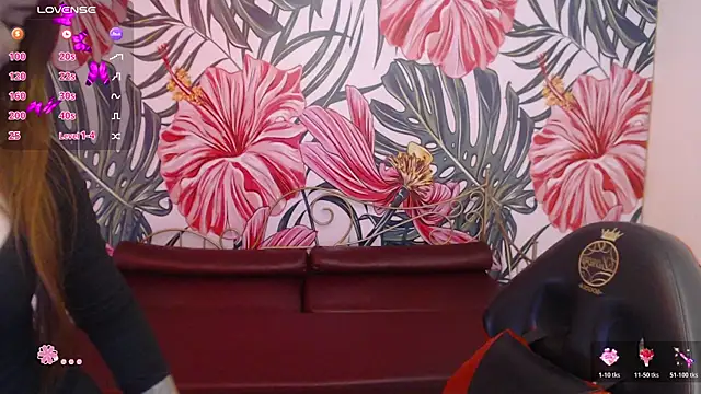 Jenni arango  online show from June 3, 1:45 pm
