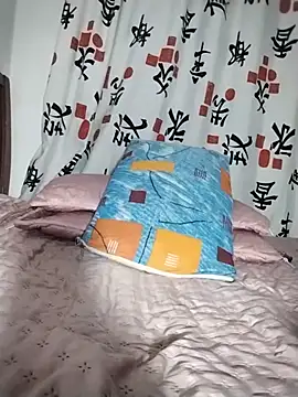 Estefanycute online show from July 7, 7:23 am