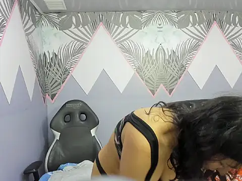 AuroraGreyy online show from May 27, 11:29 am