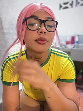 lizzgema online show from June 5, 2:01 pm