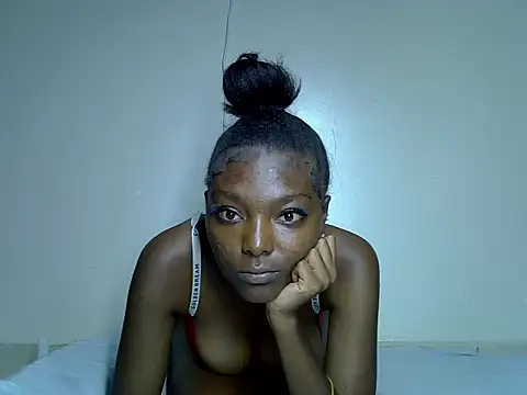 Tasha Arianah online show from June 8, 1:28 am
