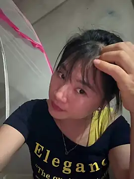 Yiiee12 online show from July 12, 1:01 pm