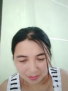 Giee00 online show from May 29, 10:13 am