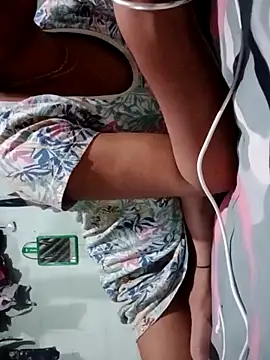 cutiepari online show from May 31, 3:40 pm