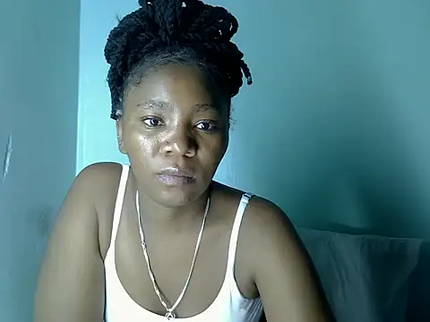 sassykisser online show from May 27, 1:57 am