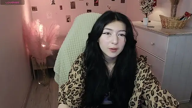 Vanessa LimX online show from June 8, 12:39 pm