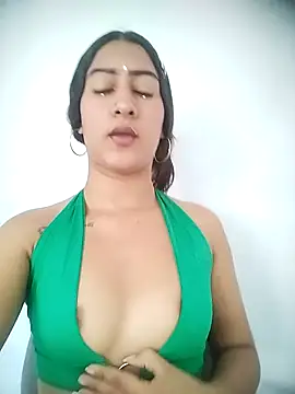 ScarletLovee  online show from July 13, 2:29 pm