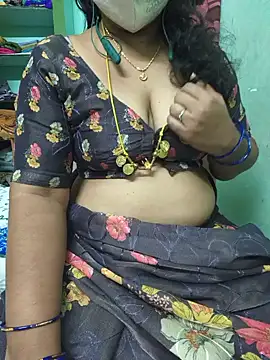 Tamil-kaviya98 online show from July 24, 7:44 pm