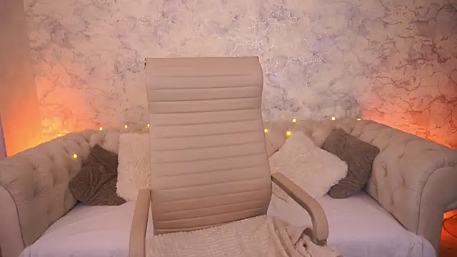 LilitMurrr online show from June 18, 12:54 pm