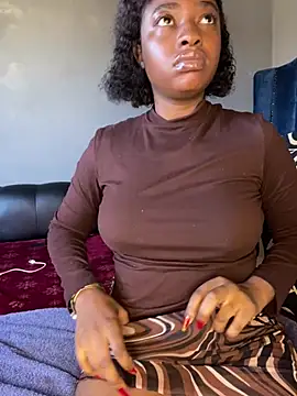 HotGarotinha online show from July 4, 9:16 am