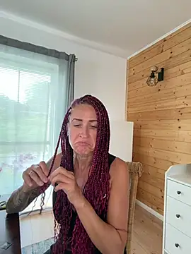 GermanMilfJasmin online show from July 6, 7:35 am