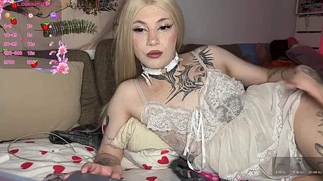 Chloecherry online show from July 13, 5:35 pm