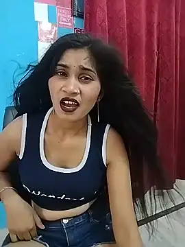 Naughty Kiara  online show from June 19, 9:35 am