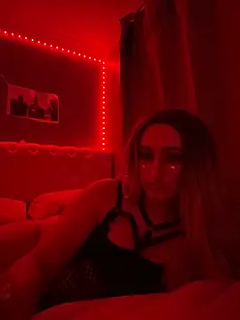 PrettyBarbiexx online show from May 31, 10:00 pm