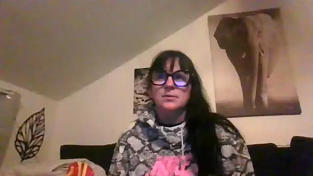 sexujuly88 online show from December 17, 10:25 pm