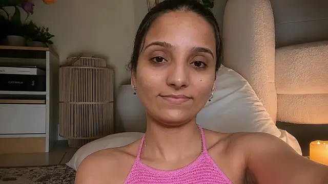 Vartikapussy82 online show from June 1, 5:20 am